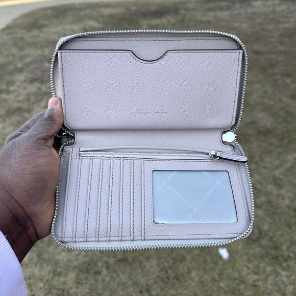 Michael Kors Jet Set Large Flat Multifunction Pebbled Leather Wristlet Wallet - Picture 7 of 12